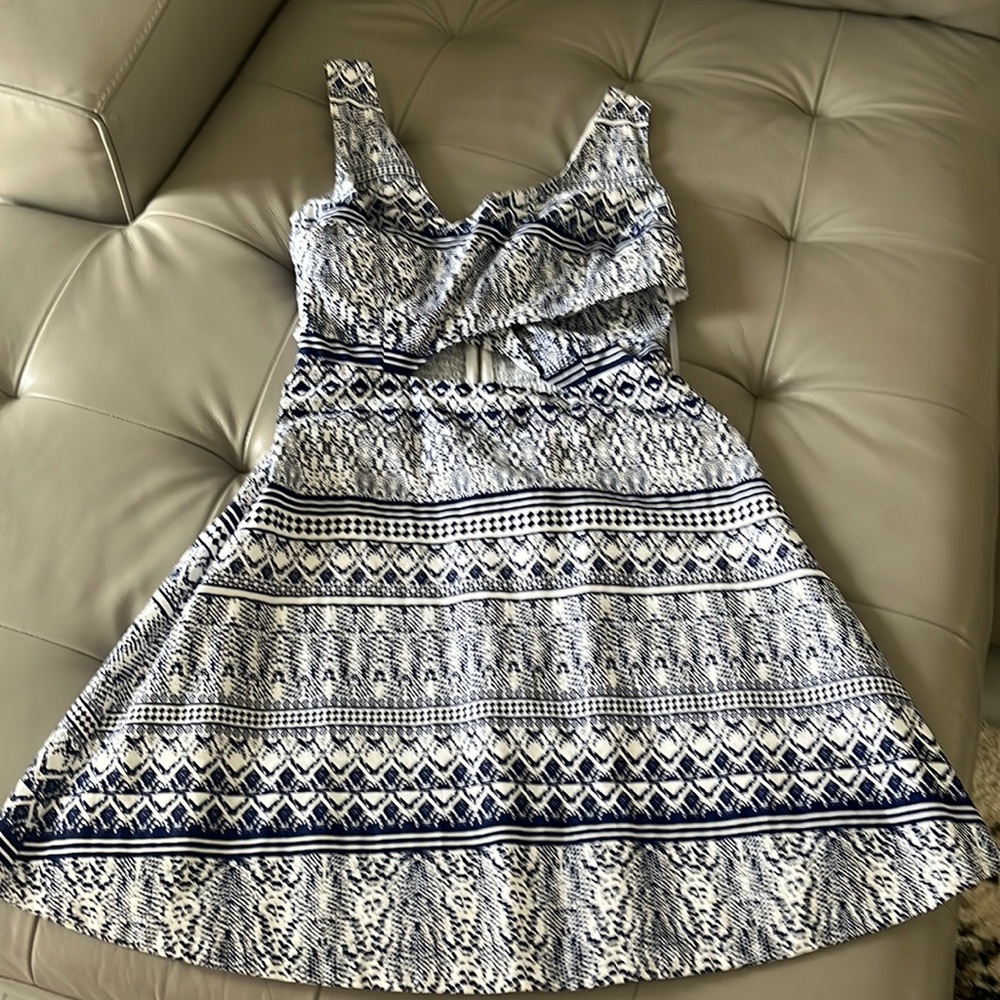 Super cute JS dress